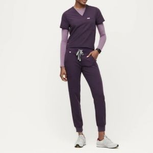 wear figs set Purple Shadow